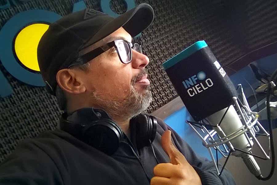 “Moviendo la patita”