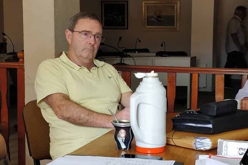 Demoran la remisión de un pedido de informes