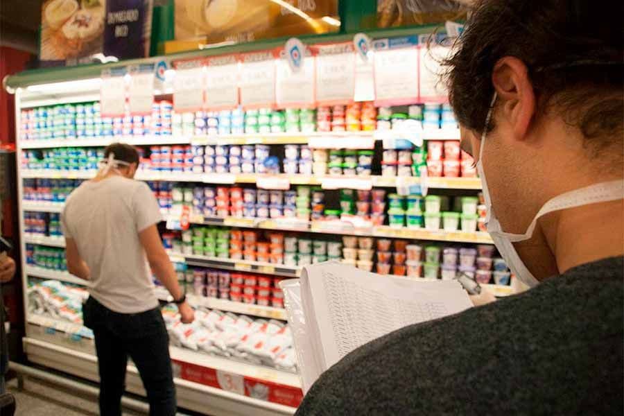 Funcionarios del Ministerio de Producción inspeccionaron supermercados