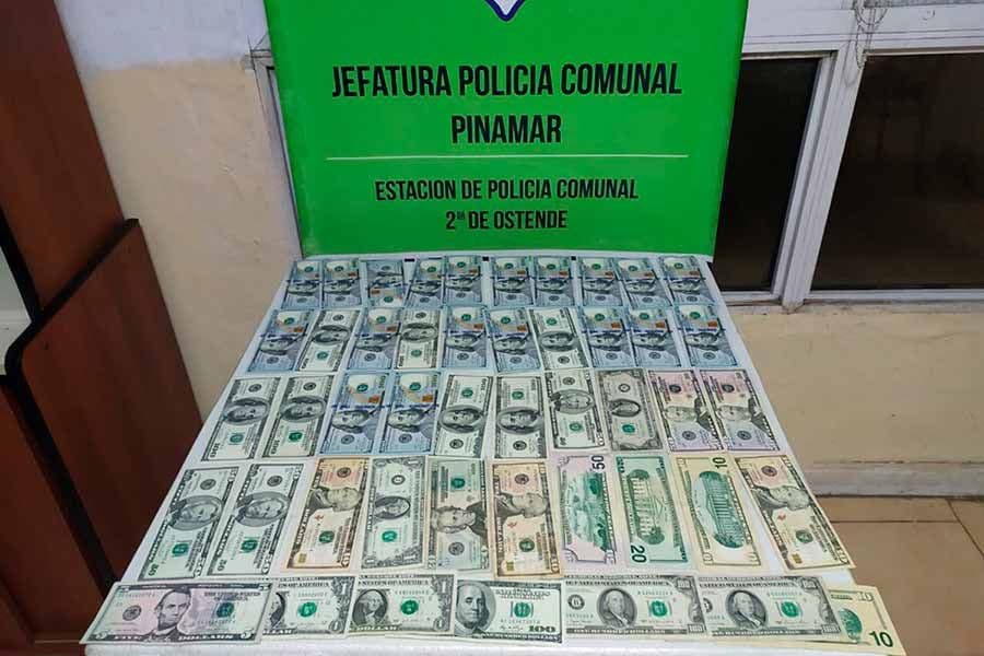 Dólares, armas y marihuana como producto de un robo