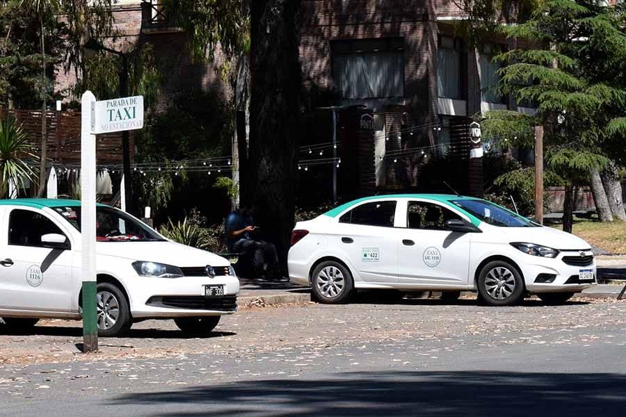 La Asociación de Propietarios de Taxis suscribe dos ventajosos convenios