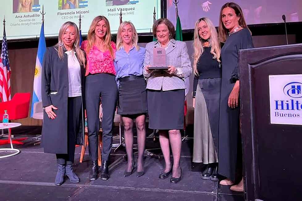 Distinguen a Cecilia Bunge de Shaw