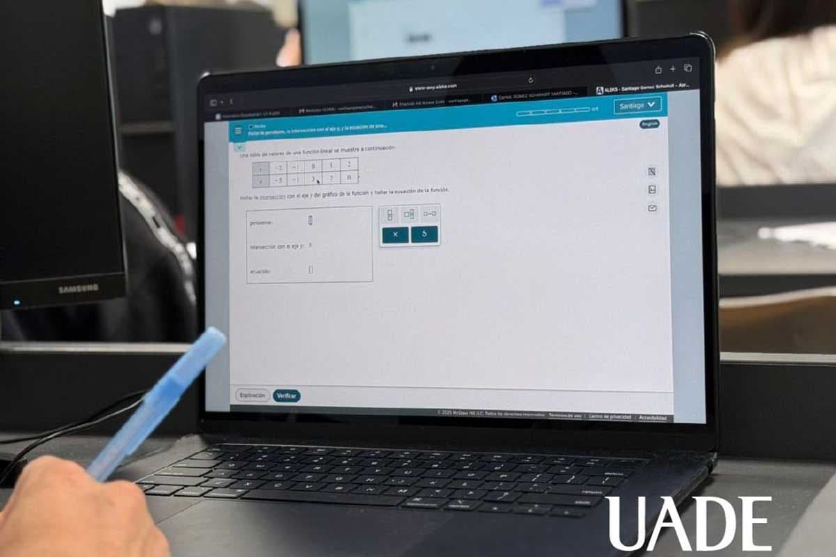 UADE Costa Argentina y su constante innovación en aulas