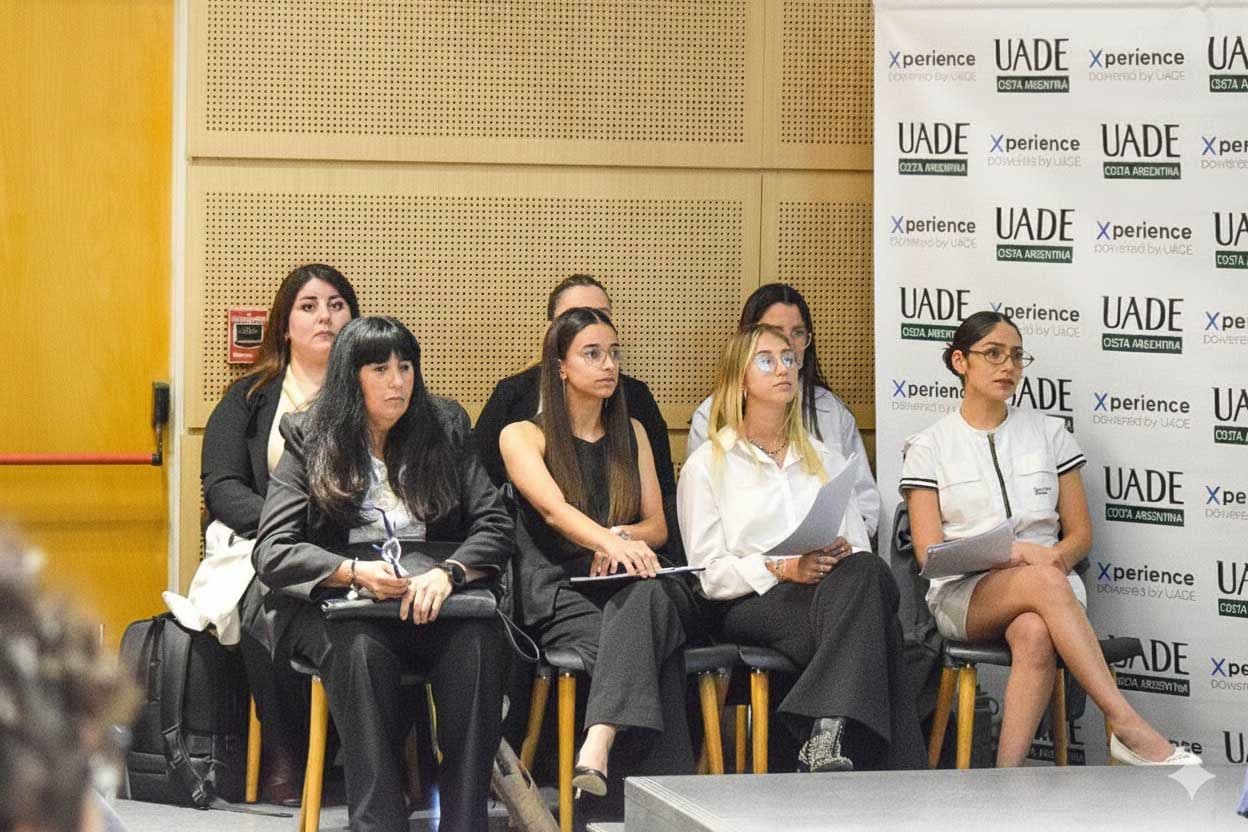 Aprender haciendo: alumnos de Abogacía llevaron adelante un Juicio por Jurados en UADE