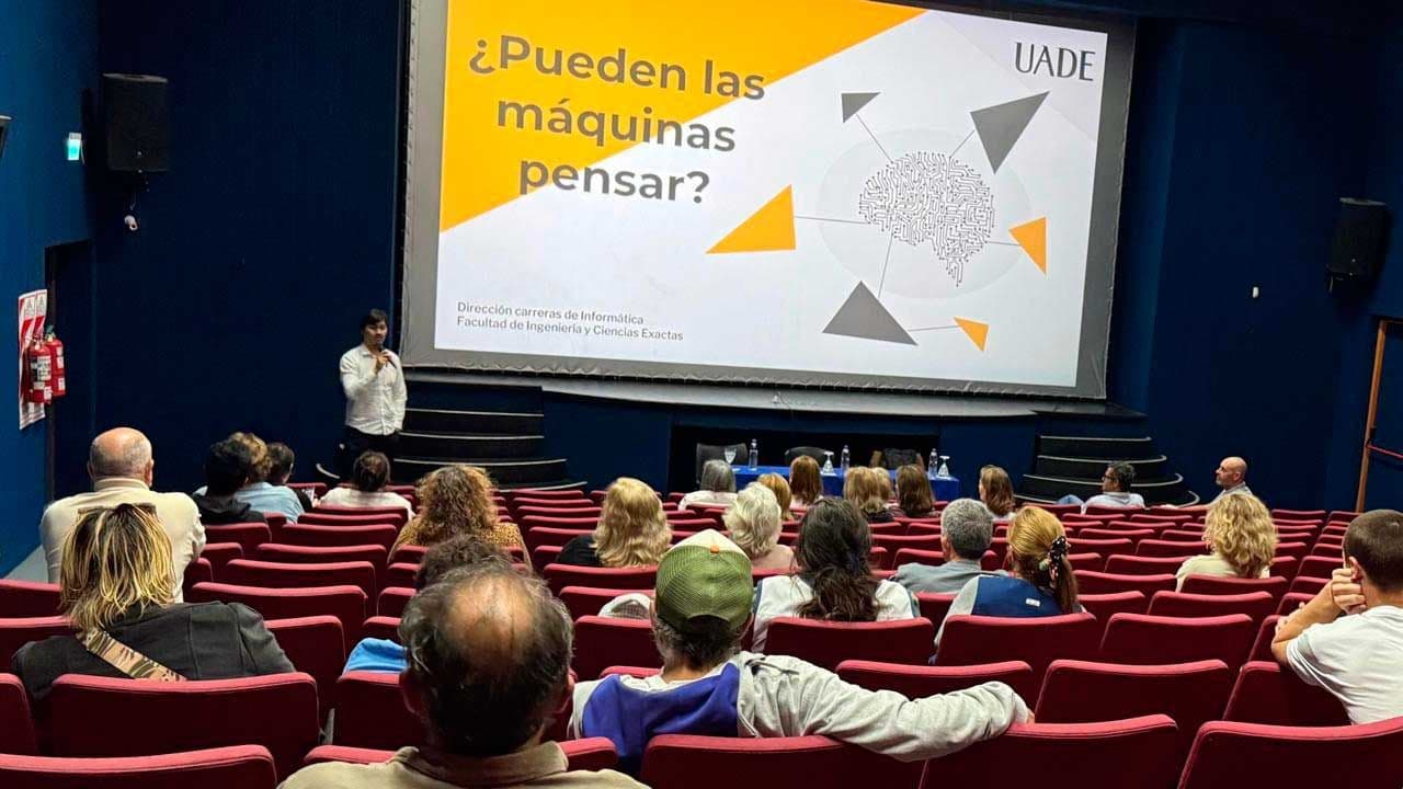 Charla sobre Inteligencia Artificial en Madariaga: una mirada al futuro desde el presente