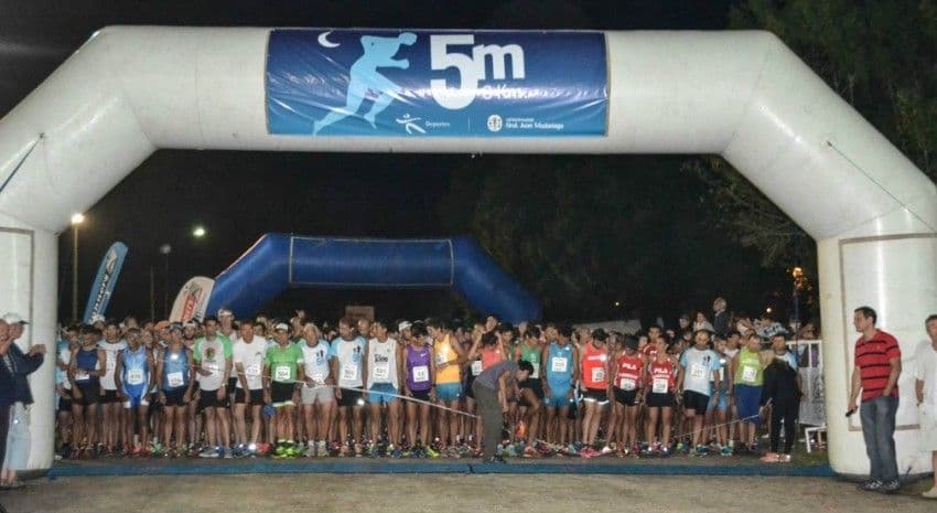 Llega la 22° edición de las 5 millas nocturnas