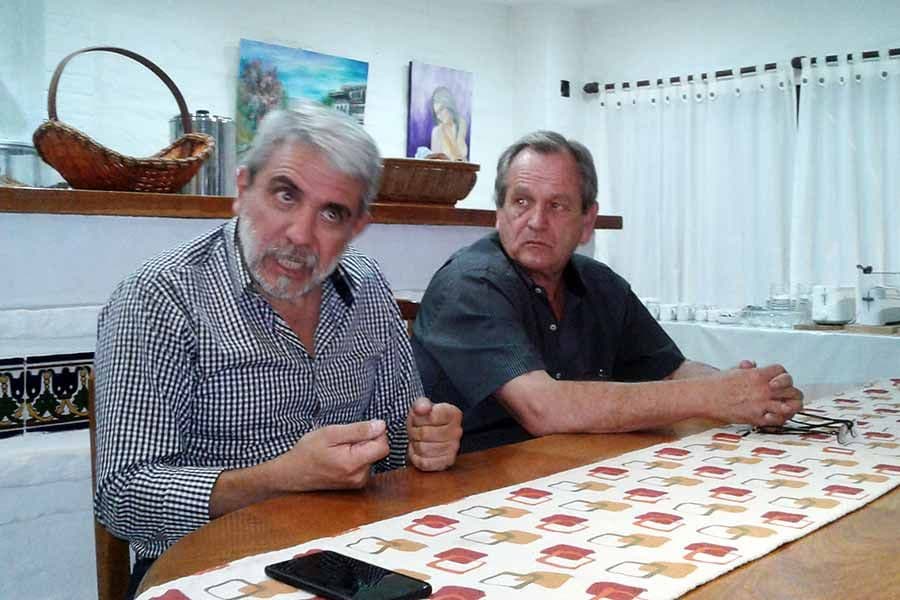 Aníbal Fernández, de campaña por Pinamar