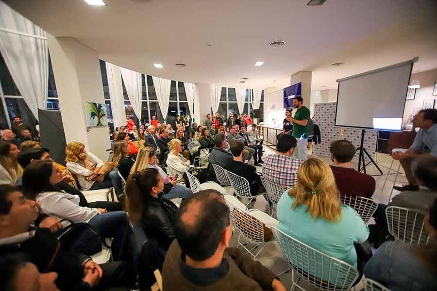 “No voy a hablar de candidaturas”