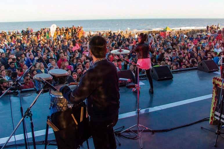 Poseidón, una fiesta en el mar