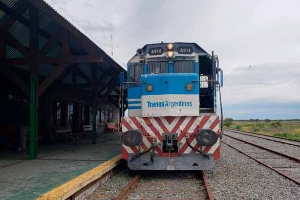 Una locomotora que traerá algo más que vagones