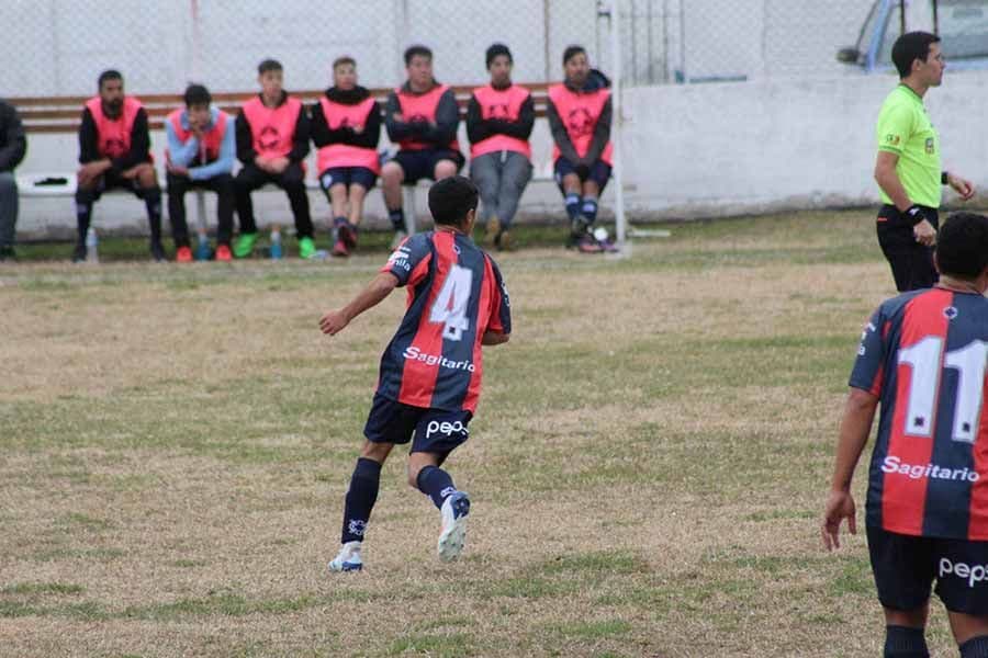 Finaliza la ida de los playoffs de fútbol masculino